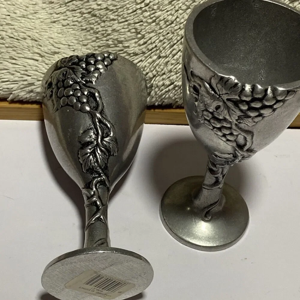 Set of 2 Goblets Vineyard Elegance renaissance ￼festival ￼vintage pewter new